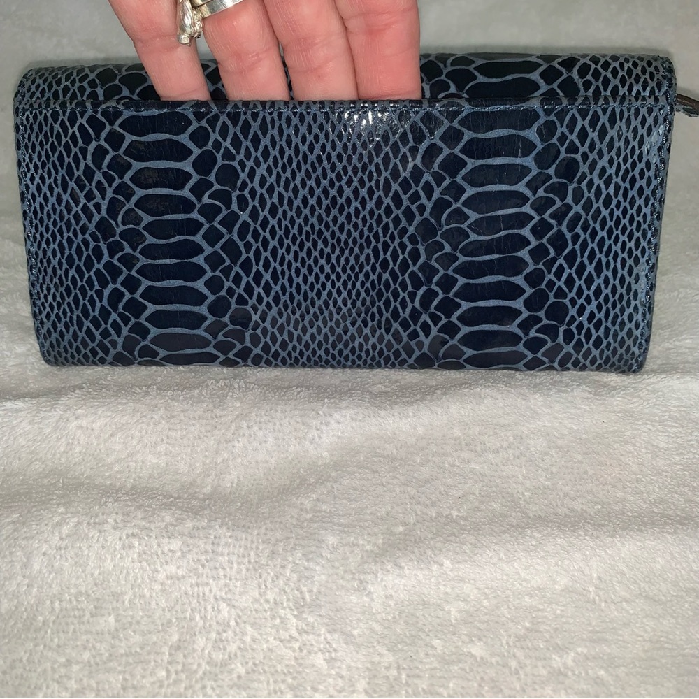 MICHAEL KORS Blue Gold Snakeskin Reptile Python Long Bifold Wallet - Picture 5 of 13